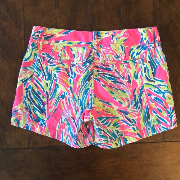 Lilly Pulitzer Callahan Short Size 0 EUC - Picture 2 of 4